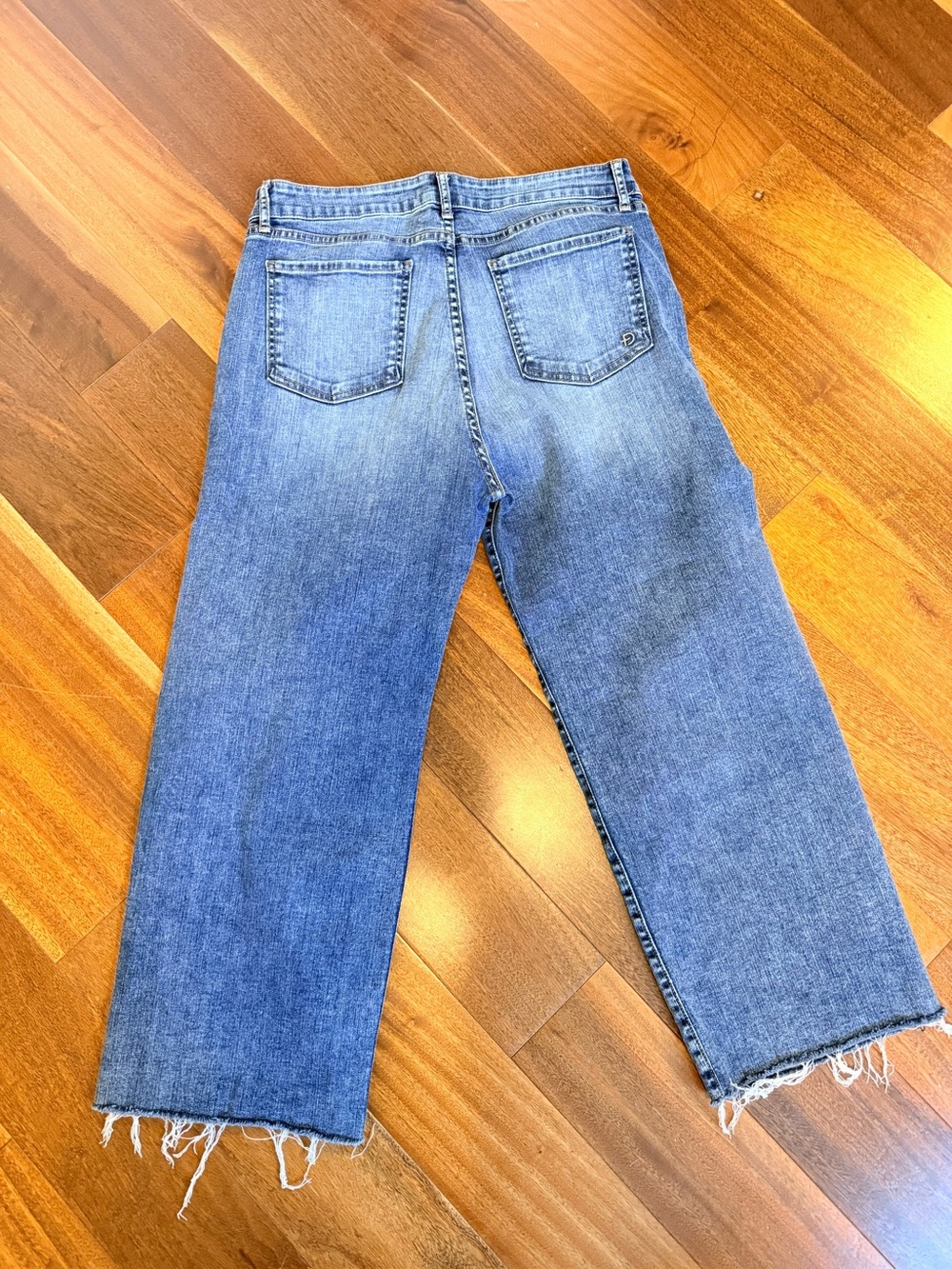 Fidelity Denim Mid-Blue Wide-Leg Cropped jeans. Size 31 - Picture 7 of 8